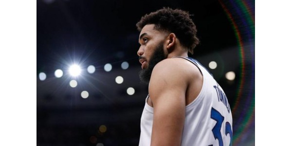 Karl-Anthony Towns imao je sreću upoznati Anthonyja Edwardsa u tom razdoblju